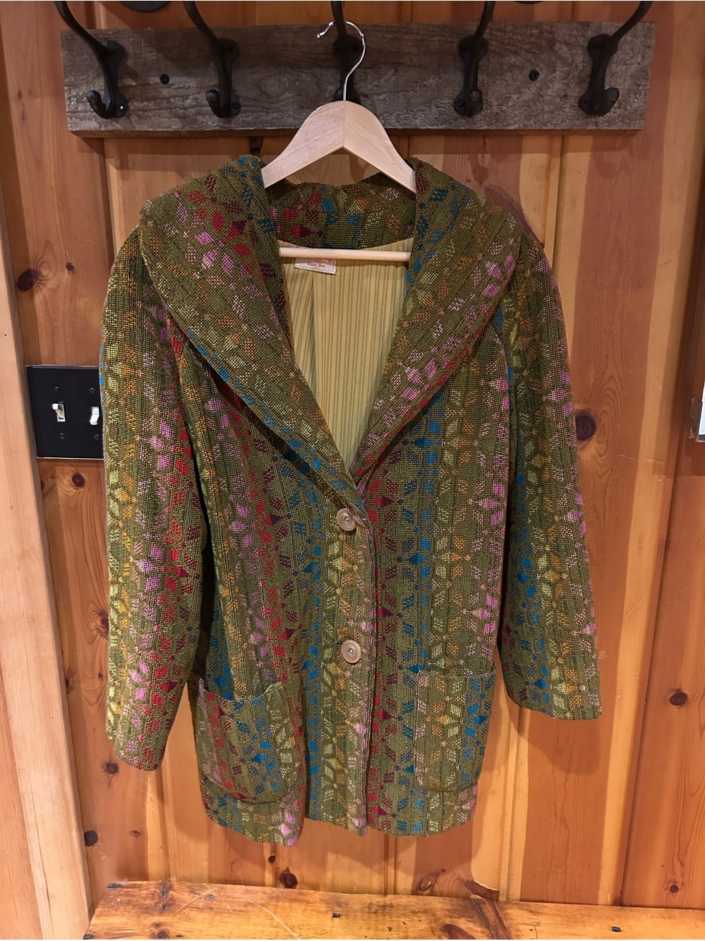 Vintage Donna Boss Chenille Tapestry Coat Olive Green Multicolor Geometric Shawl